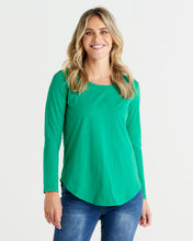 Megan long sleeve tee