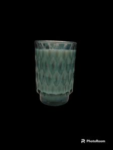 Glass soy candle