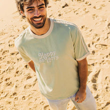 SKWOSH HAPPY AS LARRY