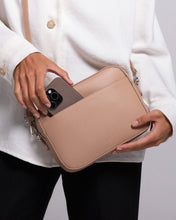 BOND BAG