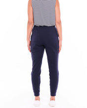 Lindsay jogger Betty Basics